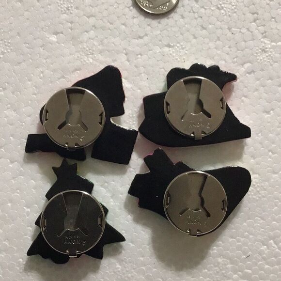 Christmas button covers set of four from Nonie New York - Picture 6 of 7